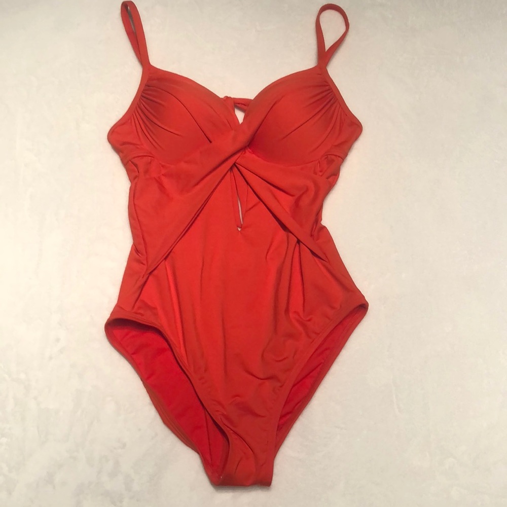 KENNETH COLE ONE PIECE SWIMSUIT SMALL